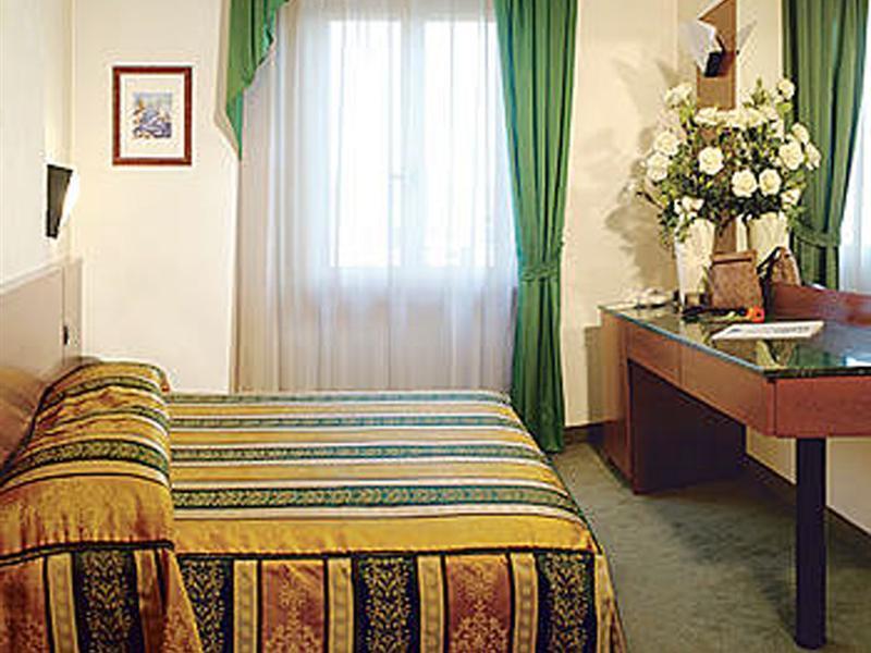 Best Western Hotel Turismo San Martino Buon Albergo Chambre photo